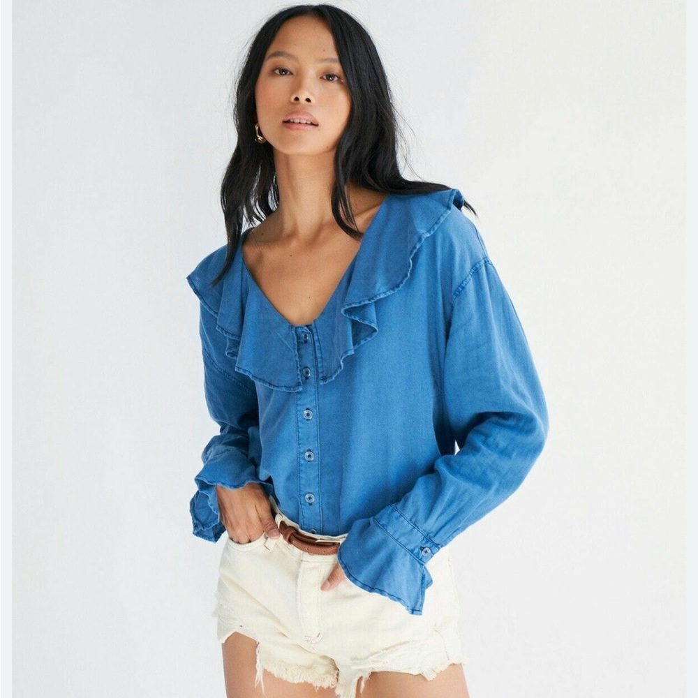 We the Free blue chambray ruffle collar top